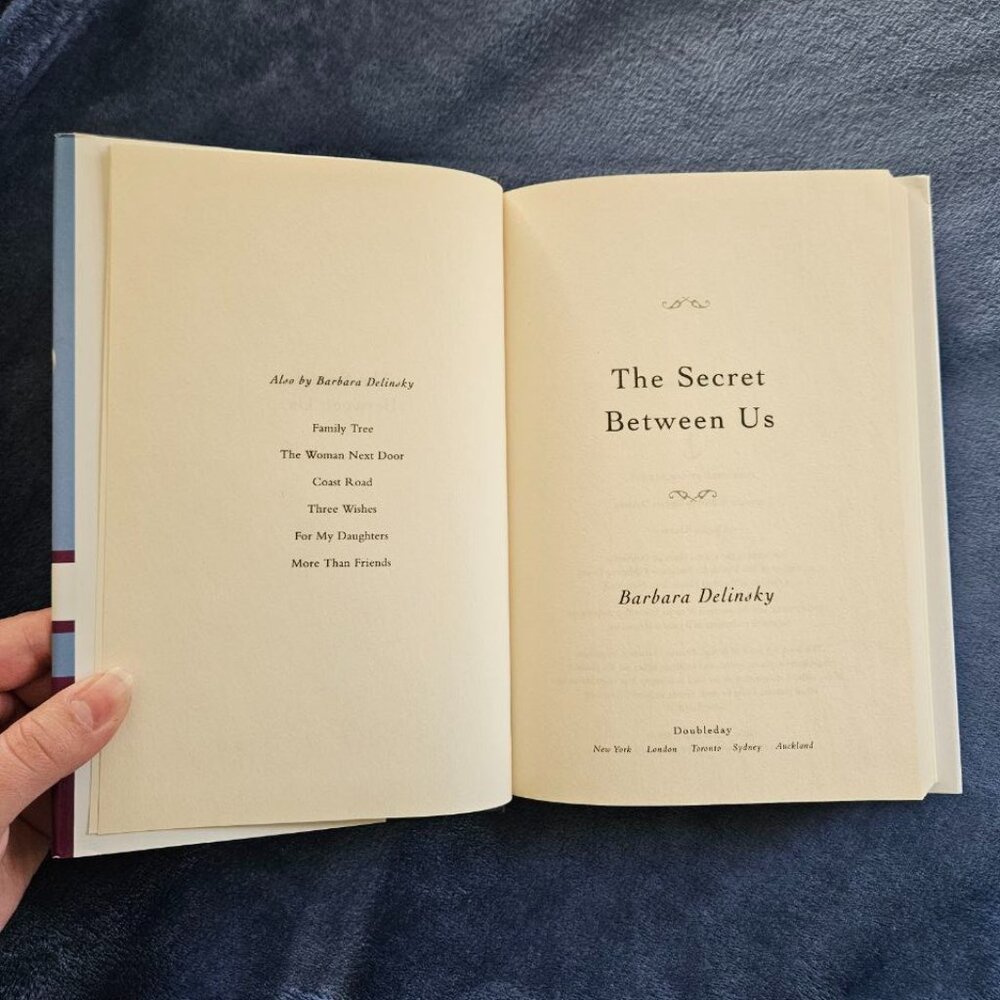 4/$20‎ The Secret Between Us by Barbara Delinsky - Hardcover - Picture 2 of 6